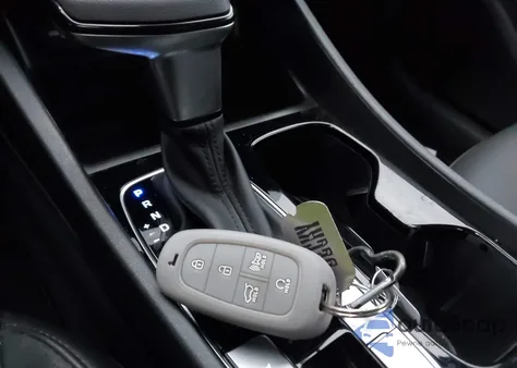 2024 Hyundai Santa Cruz Night z USA, uszkodzony, nr VIN 5NTJCDAF2RH085267